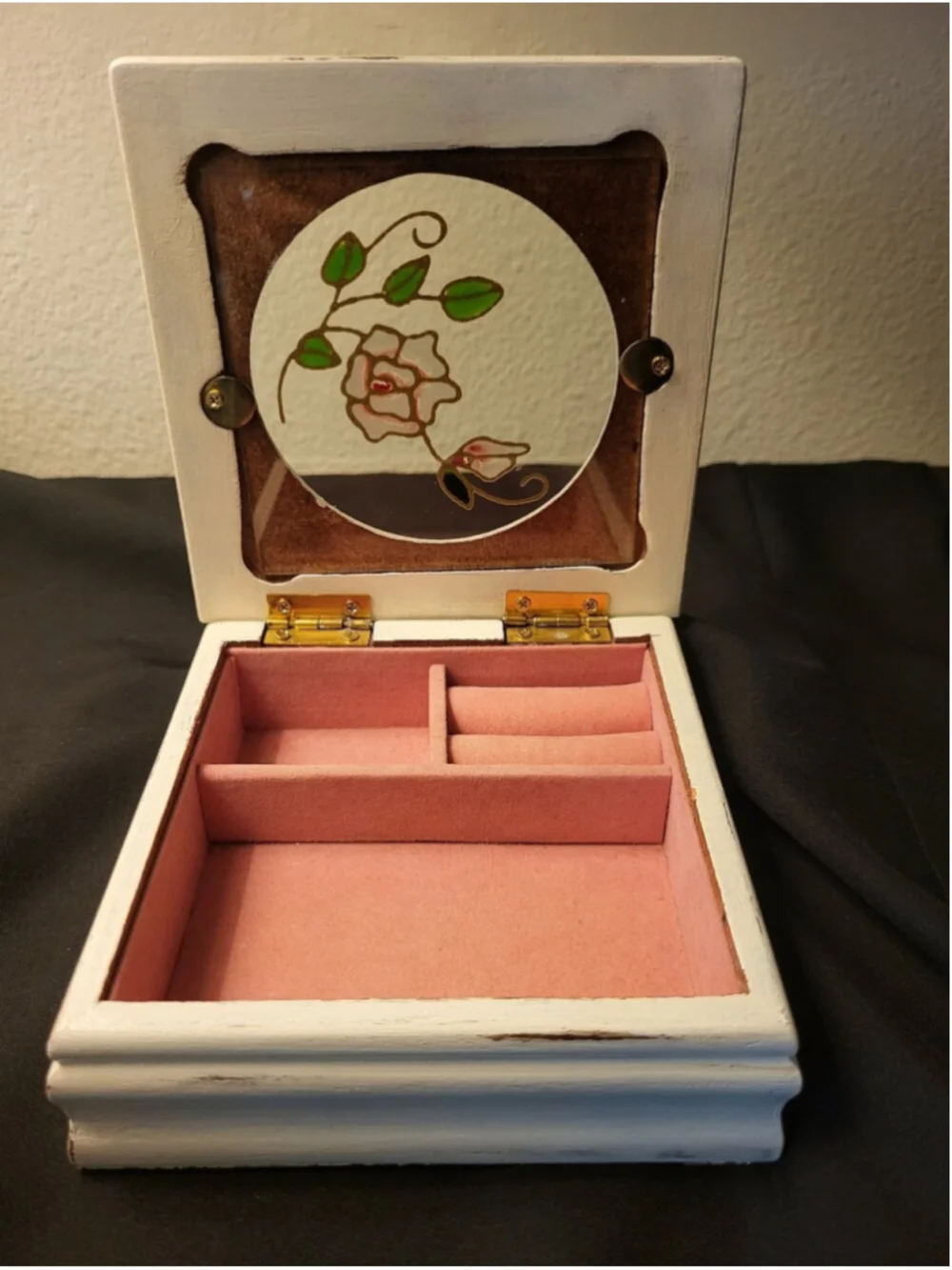 Shabby Chic Floral Jewelry Box / Keepsake Box – Hand Painted Glass Top